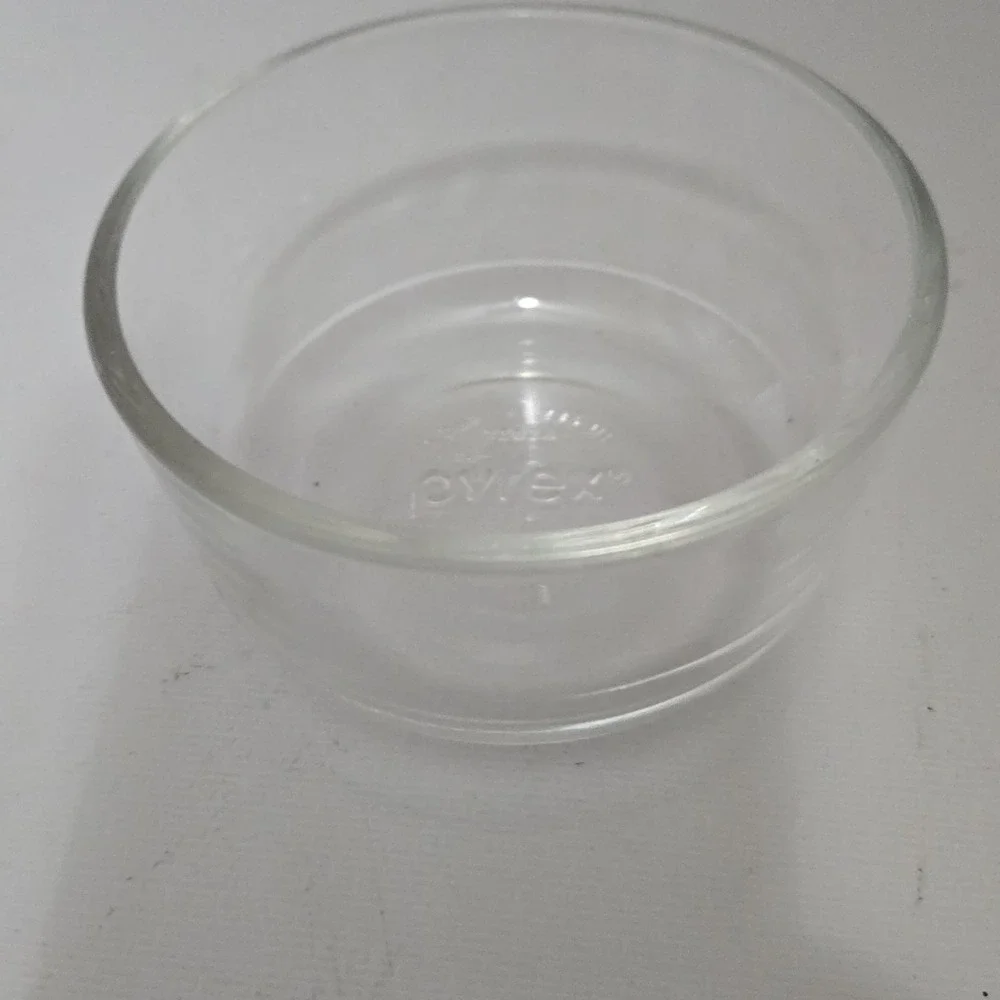 Pyrex 7202 1 Cup Glass Bowl Clear Round Made In USA Oven Safe Microwave Dish